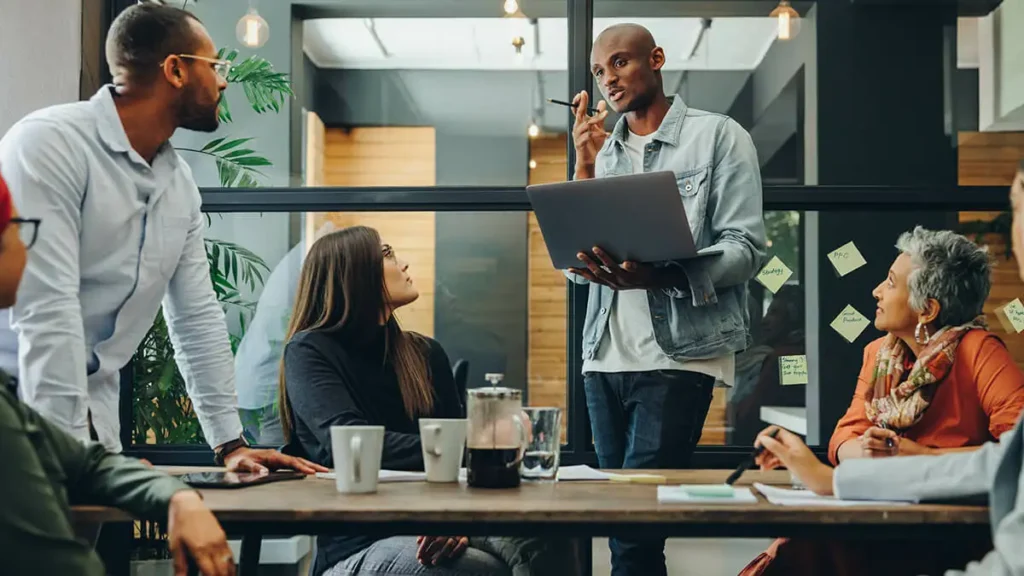 How to Start a Business Using AI in 2025 4 9 business formulas